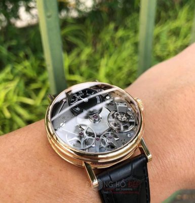 dong-ho-co-chinh-hang-2