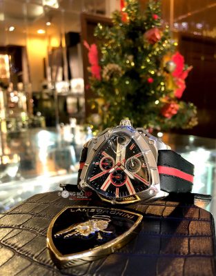 dong-ho-deo-tay-nam-chinh-hang