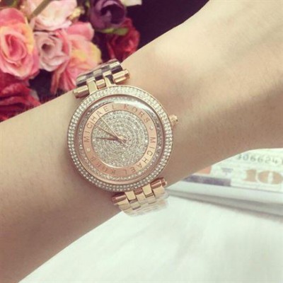 dong-ho-hieu-deo-tay-dep-cho-nu-1