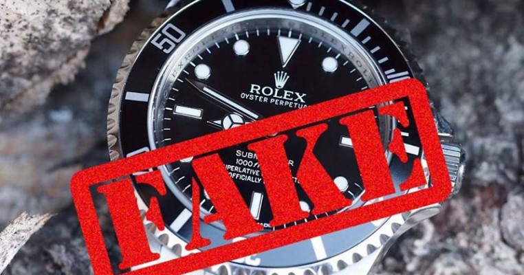 phan-biet-dong-ho-rolex-chinh-hang_1