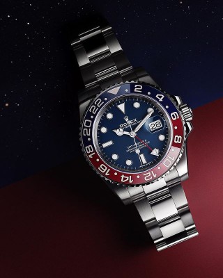 mau-dong-ho-mat-xanh-duoi-50-000-usd-rolex-gmt-master